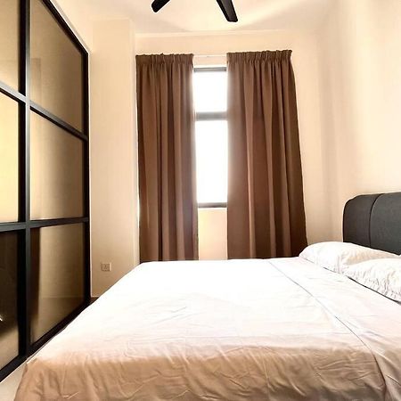 Ins Suite @ The Quartz Residence-Infinity Pool 말라카 외부 사진