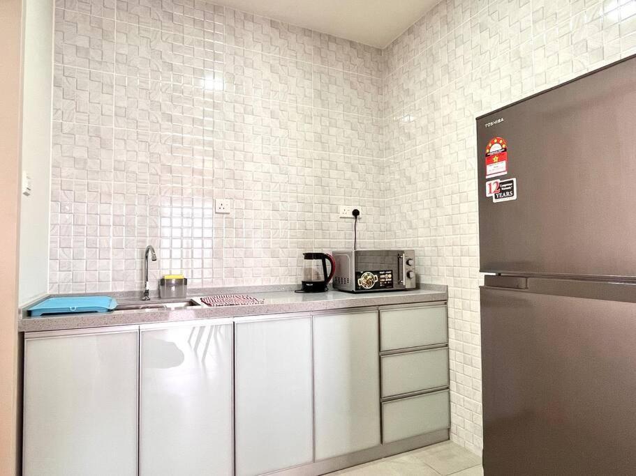 Ins Suite @ The Quartz Residence-Infinity Pool 말라카 외부 사진