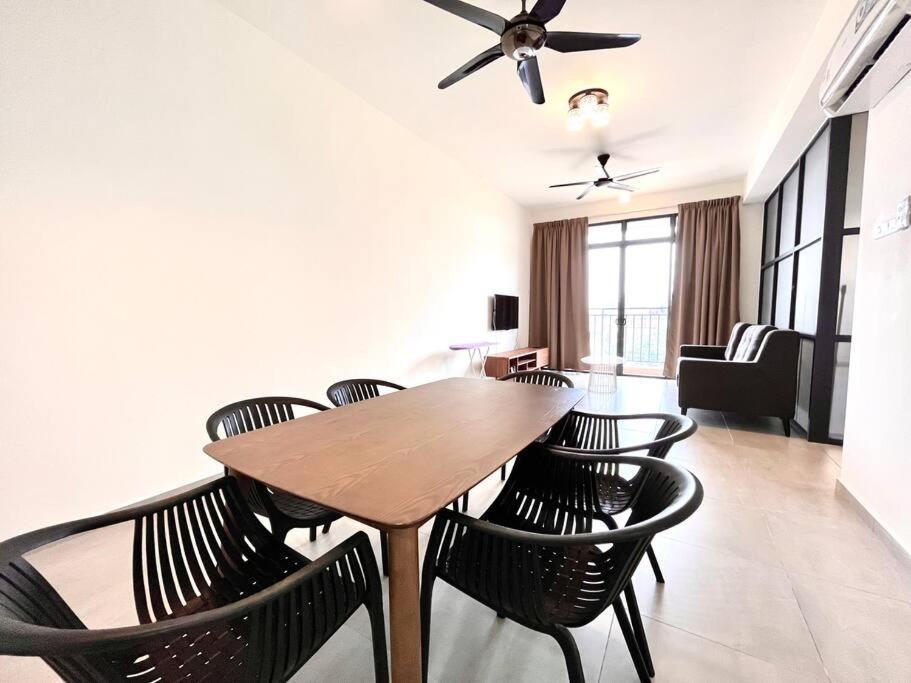Ins Suite @ The Quartz Residence-Infinity Pool 말라카 외부 사진