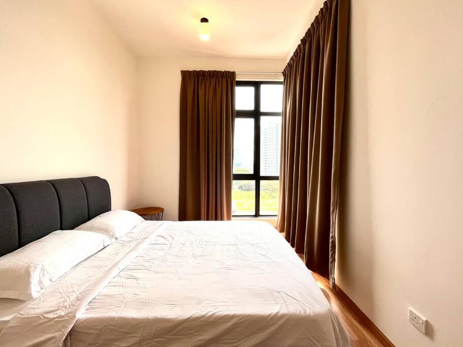 Ins Suite @ The Quartz Residence-Infinity Pool 말라카 외부 사진